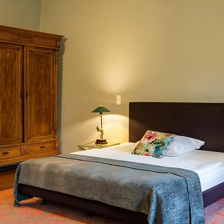 Schloss Blankensee Gästezimmer * Trebbin