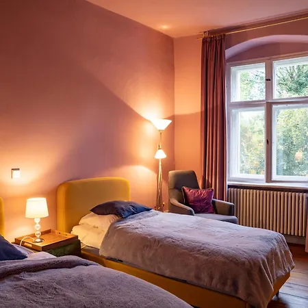 Schloss Blankensee Gaestezimmer فندق مبيت وإفطار