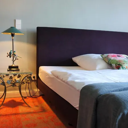 Schloss Blankensee Gästezimmer Frühstückspension *